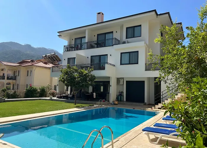 White ıçmeler Marmaris