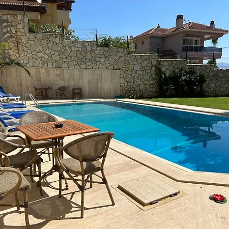 White Icmeler Apartment Marmaris