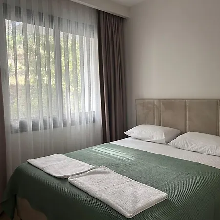 White Icmeler Apartment *