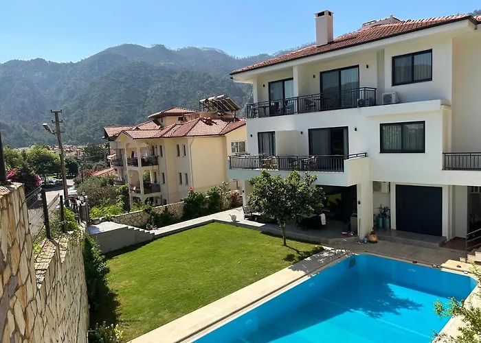 White ıçmeler Marmaris